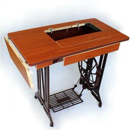 Nähmaschinentisch und Ständer mit 3 Schubladen